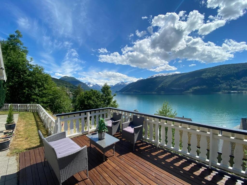 Faleide Panorama Stryn Exterior photo
